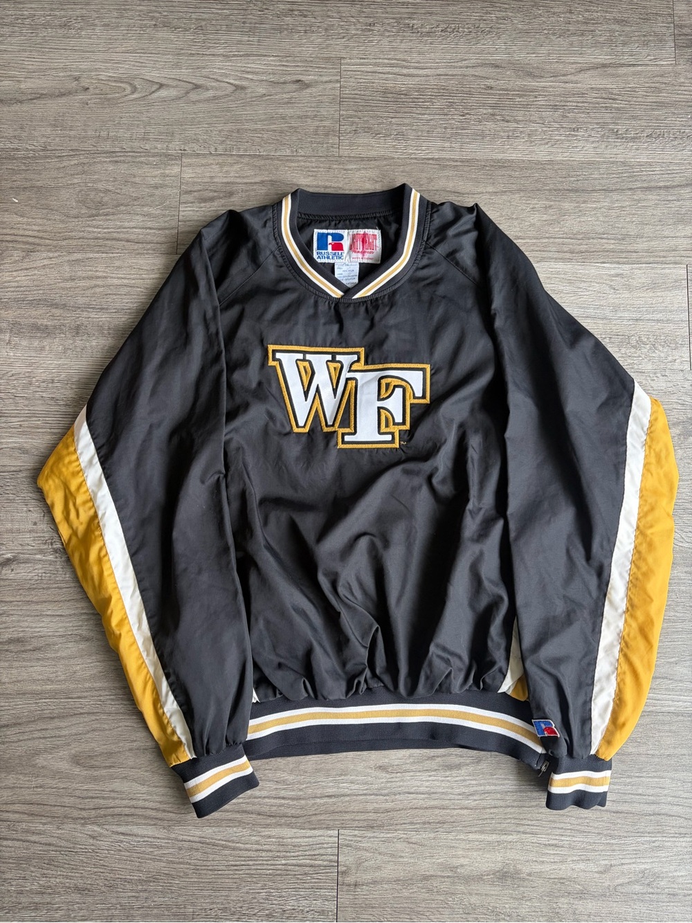 Russell Athletic Men's Black & Gold wake forest Pullover Sweater